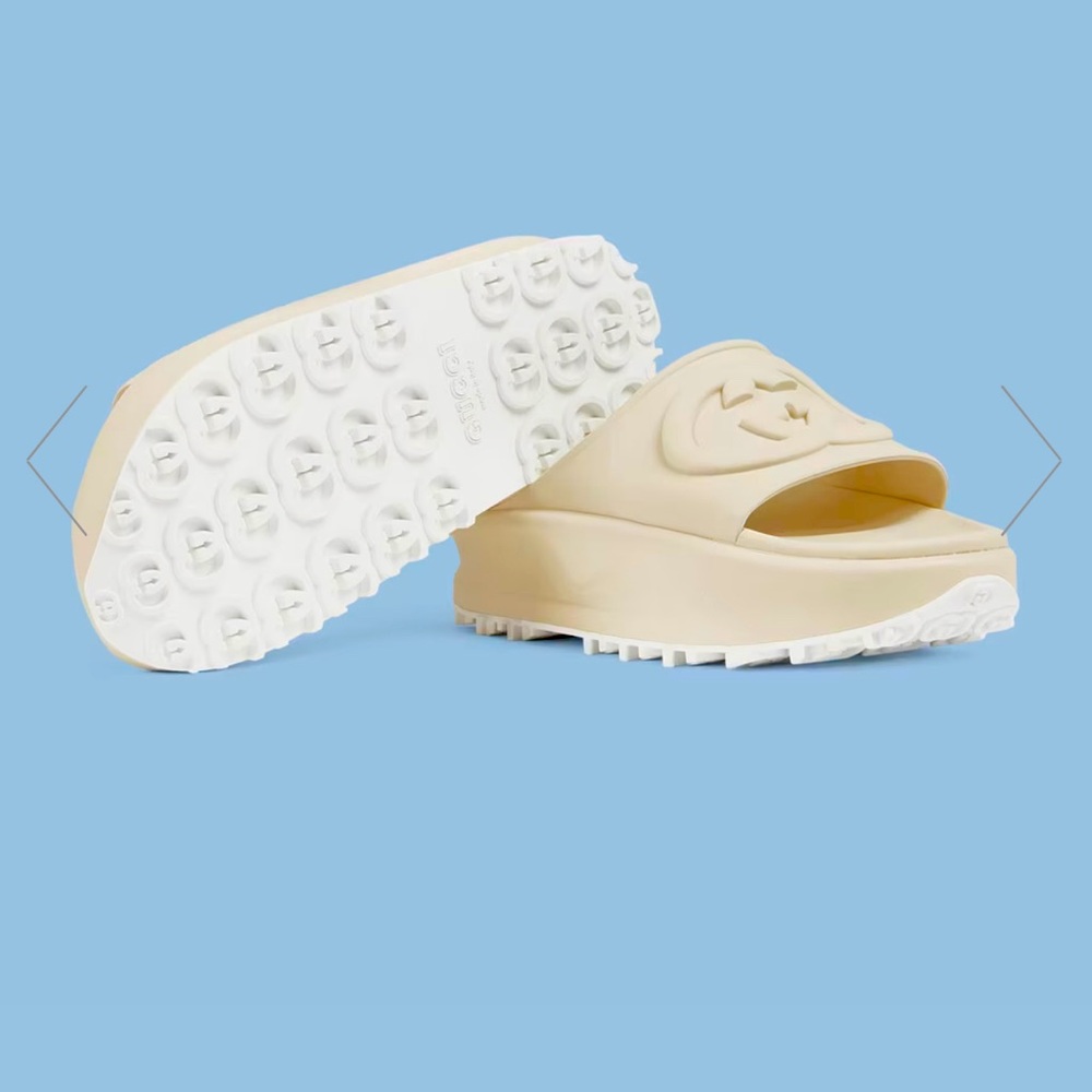 Gucci Interlocking G Slide Sandal